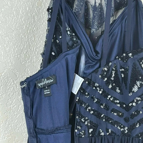 Speechless Dress Women's Sz 5 Fit & Flare Halter Backless Sequin Lined Blue - Picture 8 of 10